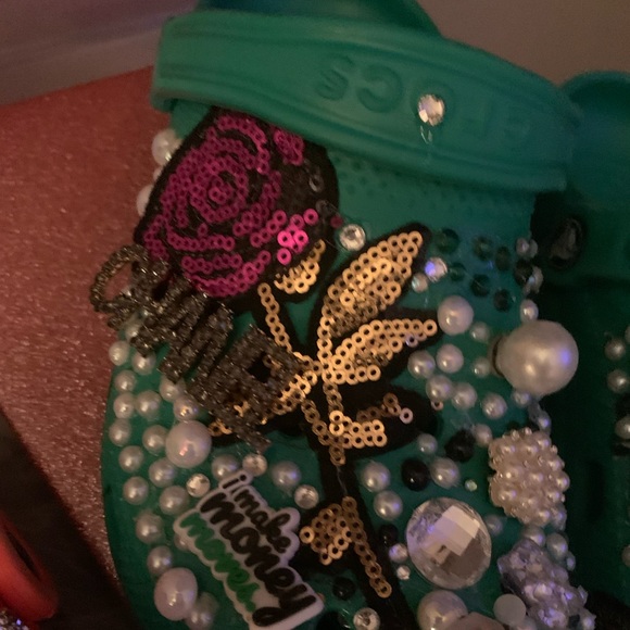 Crocs - Picture 2 of 6